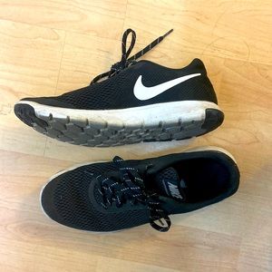 Nike Flex Experience RN 5 Women’s Running Shoes